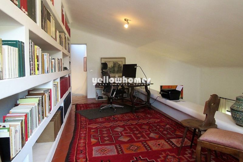 Moradia V3 encantadora com anexo e piscina privada perto da Guia